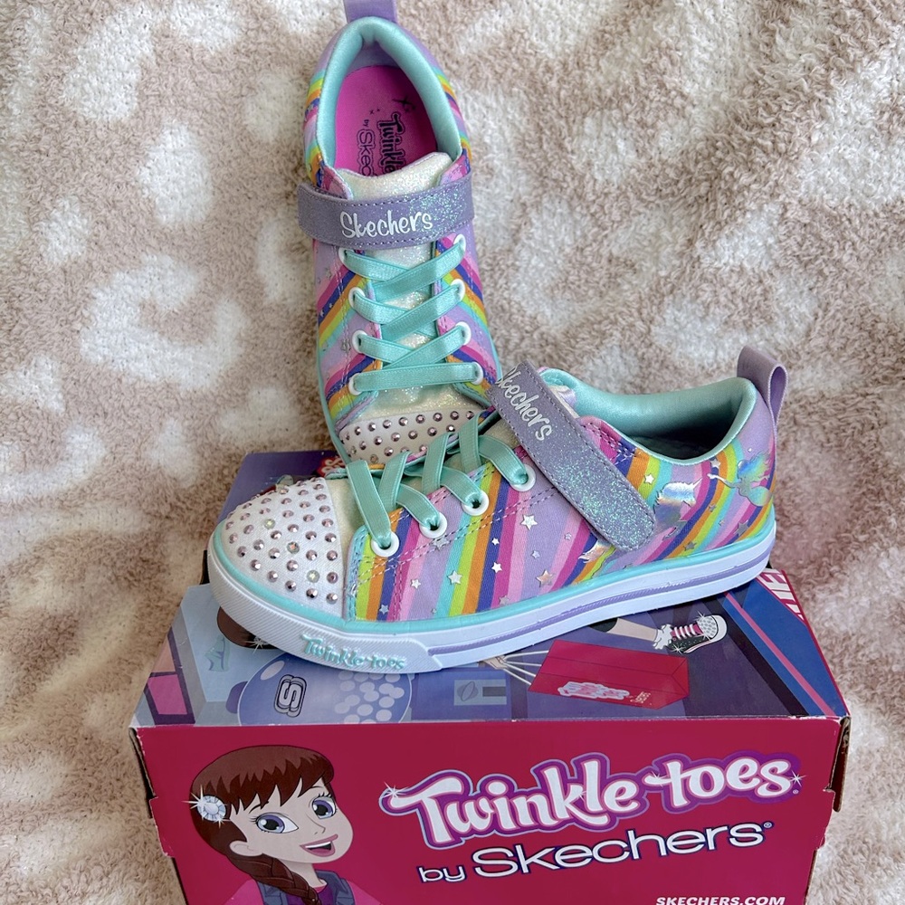 NWT Skechers Twinkle Toes sneakers